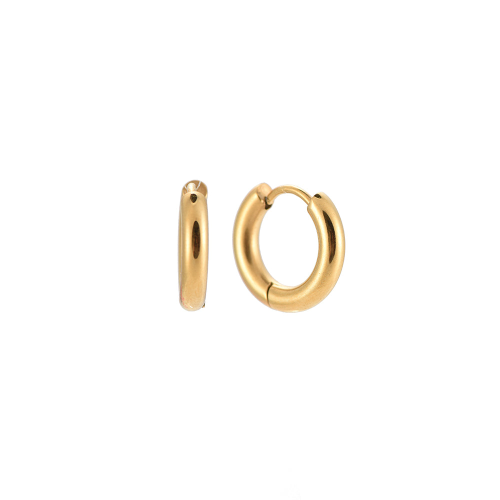 Liv Ohrringe in gold, kleine basic creolen.